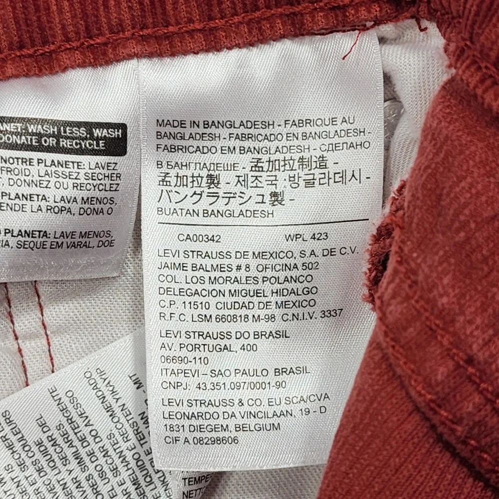 Levi's 502 Jeans Mens 30x28.5 Red Corduroy Regular Fit Tapered Stretch Casual